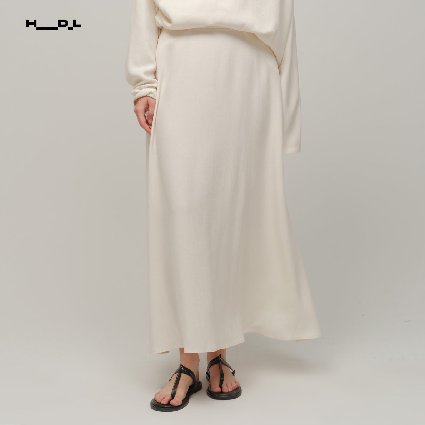 オーバーシルエットドレープセットアップ