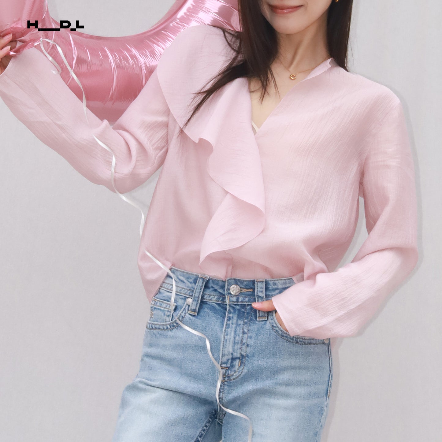 ロゼウィスパーブラウス