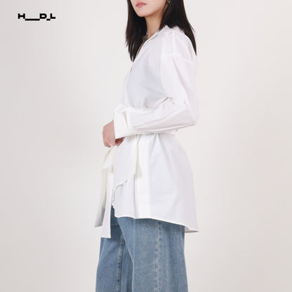 ホワイトシャツ