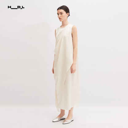 ミニマルドレープワンピース