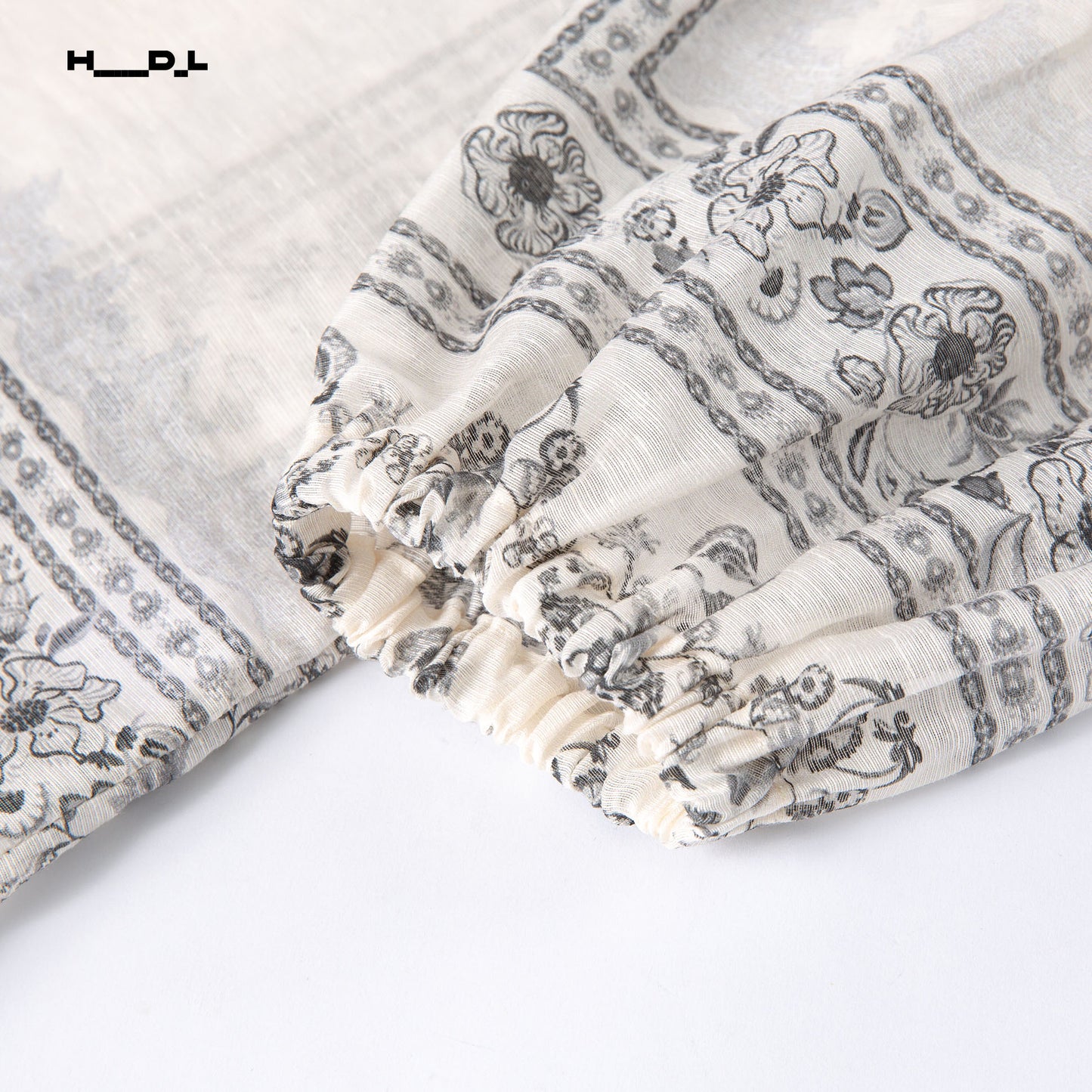 ボヘミアンプリントブラウス＆ショートパンツセット