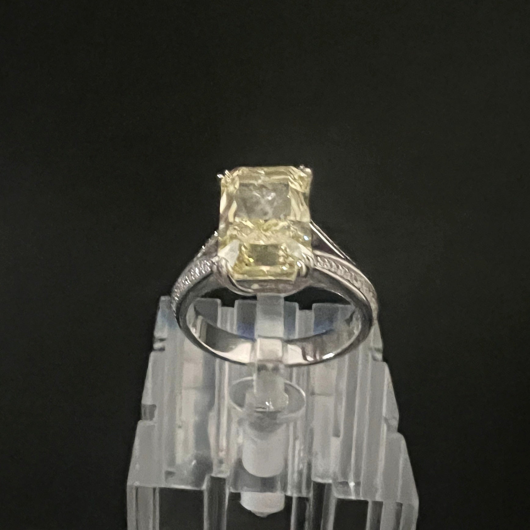 ダイヤモンド 3.99ct リング