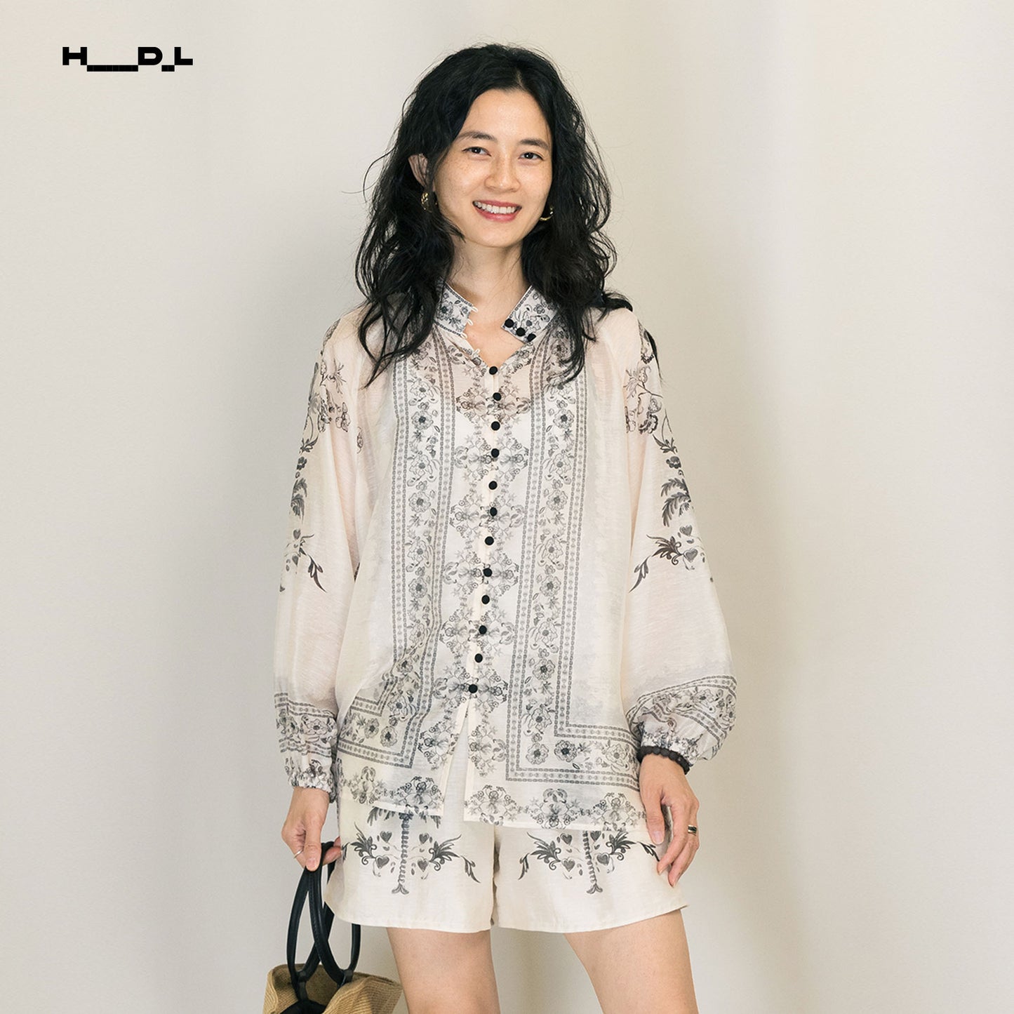 ボヘミアンプリントブラウス＆ショートパンツセット